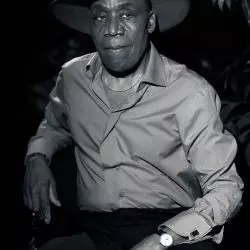 Afric Simone