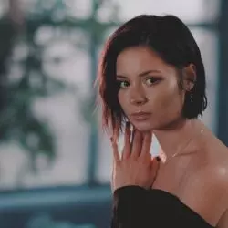 Nina Nesbitt