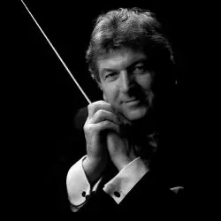 Owain Arwel Hughes