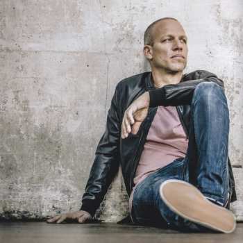 CD Avishai Cohen: 1970