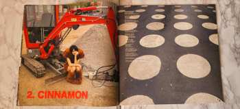 CD BENEE: Ur an Angel I'm Just Particles