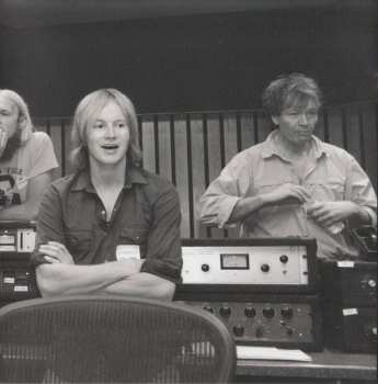 CD Bigbang: (Too) (Much) (Yang)