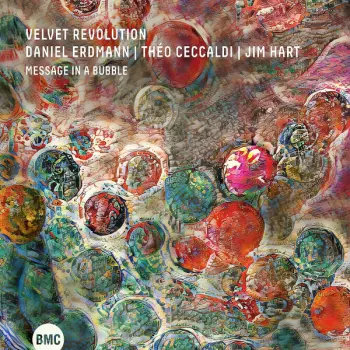 Théo Ceccaldi: Message In A Bubble