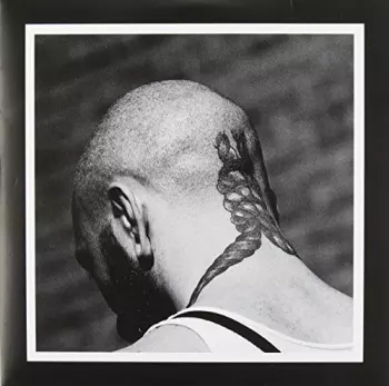 Gallows: Chains