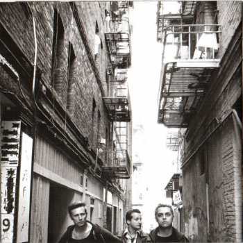 CD Green Day: Warning: