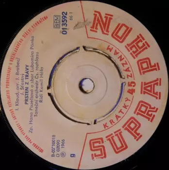 Prsten Z Trávy / Copy