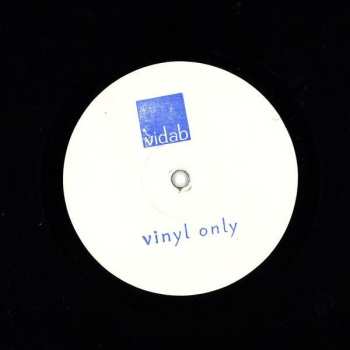 EP Hiver: The Uncolored Truth