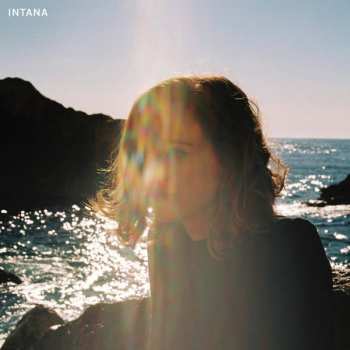 Album Intana: Intana