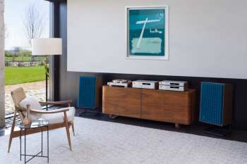 Technologia audio JBL TT350 Ořech/Stříbrná