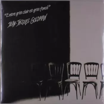 Entre Gris Clair Et Gris Foncé