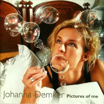 Johanna Demker: Pictures Of Me