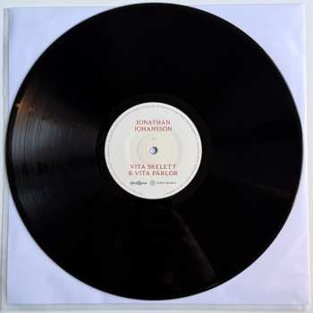LP Jonathan Johansson: Vita Skelett & Vita Pärlor