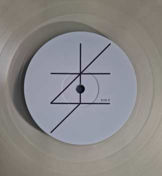 LP Josienne Clarke: Far From Nowhere CLR