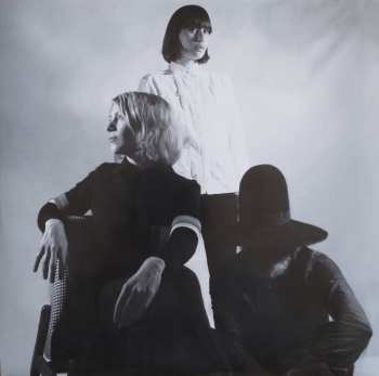 LP Juniore: Trois Deux Un