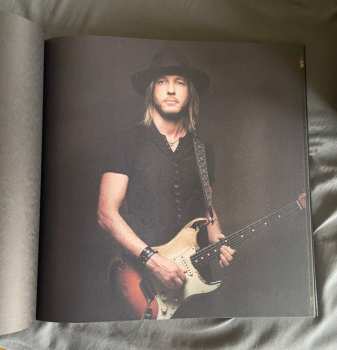 2LP/CD/DVD/3Blu-ray Kenny Wayne Shepherd Band: Trouble is...25 DLX | LTD | CLR