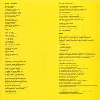 CD King Crimson: Three Of A Perfect Pair