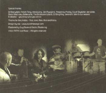 CD Laroca: Valley Of The Bears