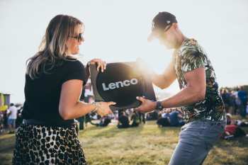 Technologia audio Lenco L-30 Černá