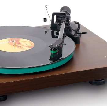 Technologia audio Lenco LBT-225 + AT-VM95E