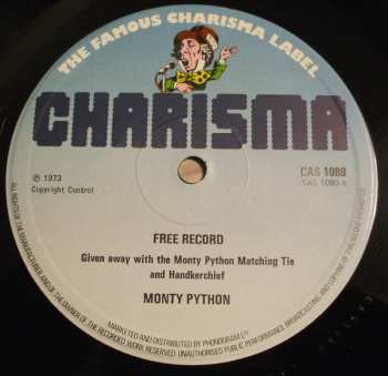 LP Monty Python: The Monty Python Matching Tie And Handkerchief