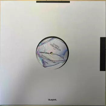 Nadia Struiwigh: Voxis Ohlun EP