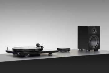 Technologia audio Pro-Ject E1 Černý + OM5e