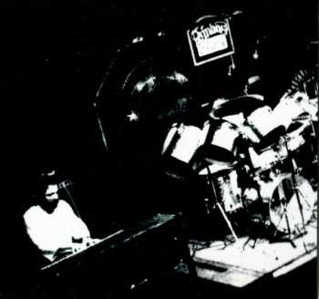 CD Rainbow Theatre: The Armada DLX