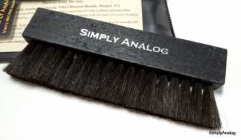 Technologia audio Simply Analog  - Anti-static Wooden Brush Cleaner S/1 Black