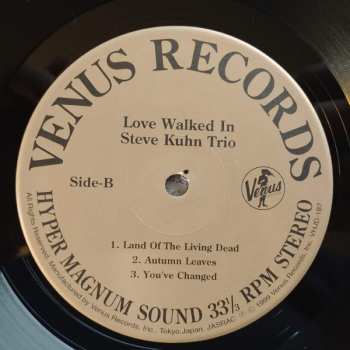 LP Steve Kuhn Trio: Love Walked In = 忍びよる恋 LTD