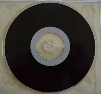 CD Susanna: Wild Dog