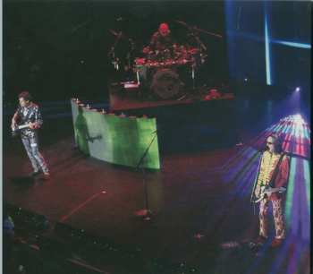 2CD/DVD/Blu-ray Utopia: Live At The Chicago Theatre