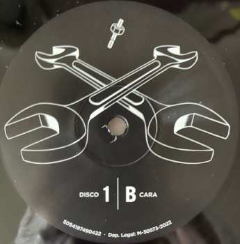 4LP/4CD/Zestaw pudełkowy Various: DRO 40 Aniversario - ...Y El Futuro Sigue Caminando Un Paso Por Detrás De Nosotros DLX | LTD