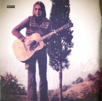 3CD/Zestaw pudełkowy Various: Dust On The Nettles (A Journey Through The British Underground Folk Scene 1967-1972)
